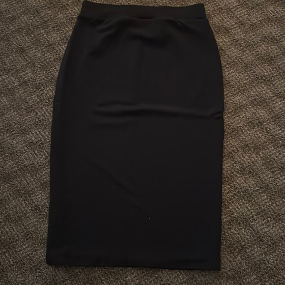 Contour skirt - Picture 2 of 4